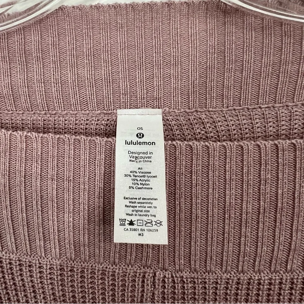 Lululemon Forward Flow Cape in Vintage Mauve One Size